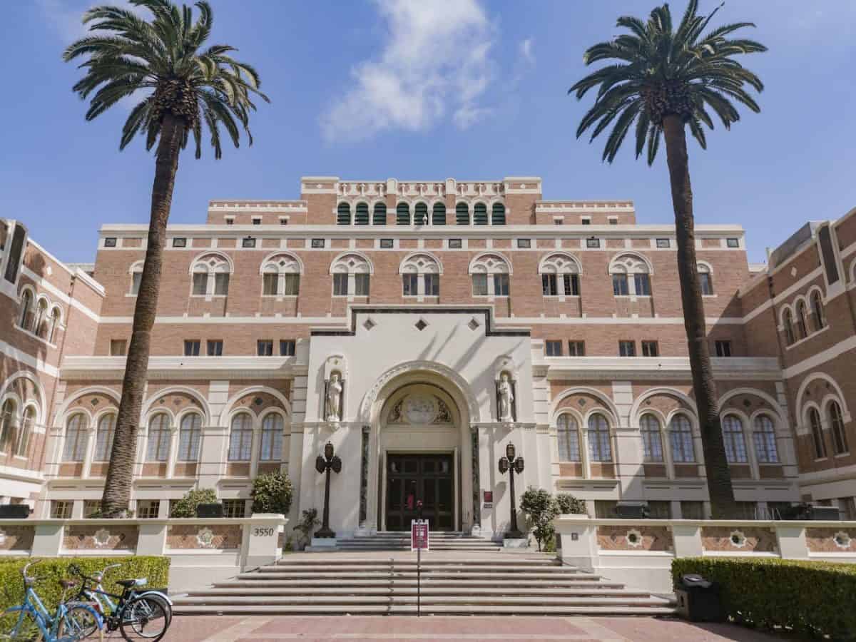 Top 5 Colleges In Los Angeles Usc 1200x900 